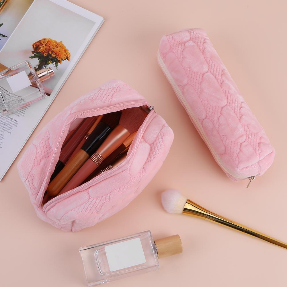 2Pcs Plush Makeup Bag Aesthetic Pencil Case Travel Toiletry Bag Makeup Brush Storage Bag Cosmetic Organizer Bag синий
2Pcs Plush Makeup Bag Aesthetic Pencil Case Travel Toiletry Bag Makeup Brush Storage Bag Cosmetic Organizer Bag синий