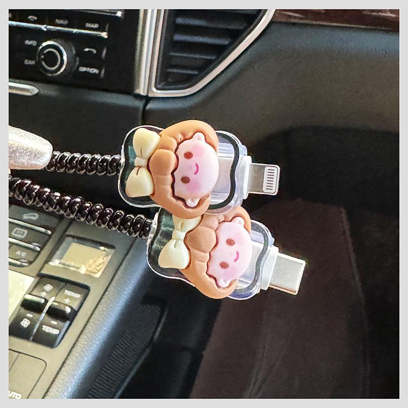 Защитный чехол для зарядного устройства Apple 20 Вт и органайзер для кабеля передачи данных для iPhone 13/14/15
Защитный чехол для зарядного устройства Apple 20 Вт и органайзер для кабеля передачи данных для iPhone 13/14/15