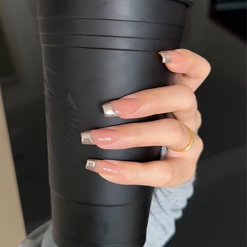 Short T-Shape French Nail Tips with Magic Mirror Powder - Removable Advanced Nail Stickers for a Simple, Pure Desire Look Gel Polish
Short T-Shape French Nail Tips with Magic Mirror Powder - Removable Advanced Nail Stickers for a Simple, Pure Desire Look Gel Polish