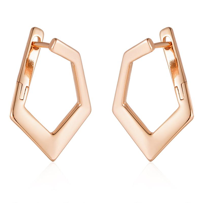 Глянцевые женские серьги Kinel с геометрическим узором цвета розового золота
Глянцевые женские серьги Kinel с геометрическим узором цвета розового золота