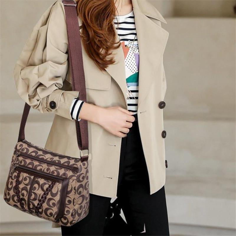 Chic Crossbody Bags for Women Daily Use Spacious Multi-Layered Design Adjustable Comfort Straps Ultra Lightweight PU Material
Chic Crossbody Bags for Women Daily Use Spacious Multi-Layered Design Adjustable Comfort Straps Ultra Lightweight PU Material