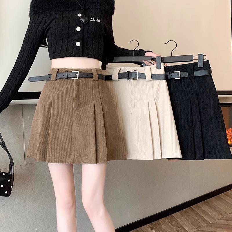 Women s 2024 Autumn/Winter High-Waist Corduroy Midi A-Line Skirt with Anti-Exposure Design 3XL
Women s 2024 Autumn/Winter High-Waist Corduroy Midi A-Line Skirt with Anti-Exposure Design 3XL
