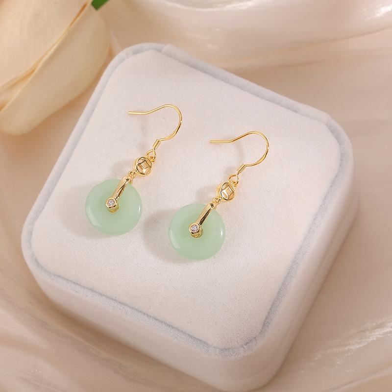 Chinese Style Safety Buckle Hetian Jade Earrings Women S 2022 Trendy Design Sense Advanced Sense Stud Earrings Ear Hook
Chinese Style Safety Buckle Hetian Jade Earrings Women S 2022 Trendy Design Sense Advanced Sense Stud Earrings Ear Hook