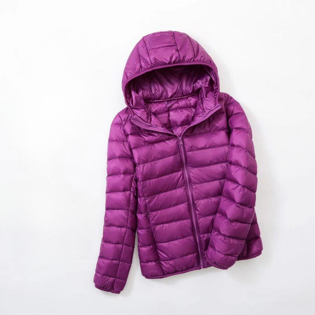Ультралегкий тонкий жіночий пуховик великого розміру осінь-зима Тонкий короткий з капюшоном Теплий білий жіночий верхній одяг на качиному пуху 3XL фіолетовий
Ультралегкий тонкий жіночий пуховик великого розміру осінь-зима Тонкий короткий з капюшоном Теплий білий жіночий верхній одяг на качиному пуху 3XL фіолетовий