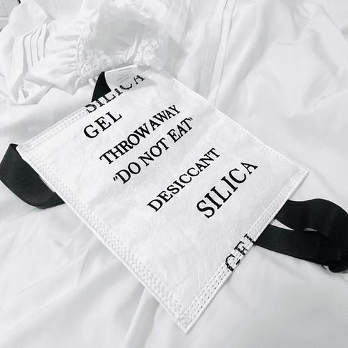 Women Bag Originality Simulated Desiccant PU Flap 2023 New Letter Fashion Solid Shoulder Bags Chest Bag Purse Phone Bag
Women Bag Originality Simulated Desiccant PU Flap 2023 New Letter Fashion Solid Shoulder Bags Chest Bag Purse Phone Bag