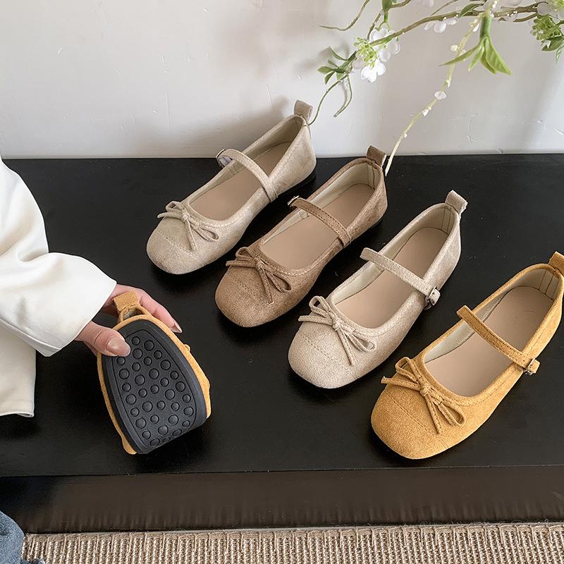 Inner heightening suede ballet single shoes women s outer wear niche design lazy empty muller shoes 35
Inner heightening suede ballet single shoes women s outer wear niche design lazy empty muller shoes 35