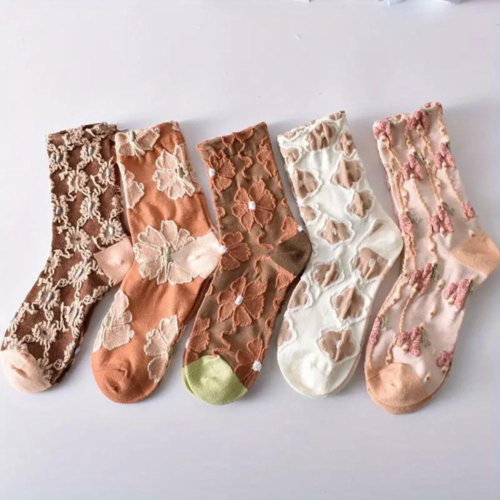 Three-dimensional Relief Floral Crew Socks for Women Retro French Style Lace Pattern Casual Mid-Calf Socks Soft Comfortable 5 Pc One Size
Three-dimensional Relief Floral Crew Socks for Women Retro French Style Lace Pattern Casual Mid-Calf Socks Soft Comfortable 5 Pc One Size