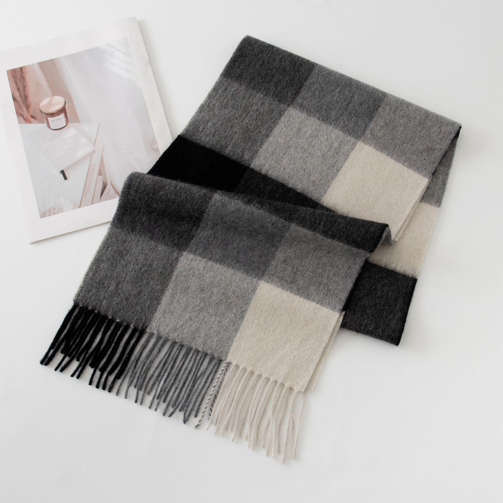 100% шерстяной шарф, высококачественный женский универсальный утолщенный клетчатый шарф с плетением, теплый шарф двойного назначения 180*30cm
100% шерстяной шарф, высококачественный женский универсальный утолщенный клетчатый шарф с плетением, теплый шарф двойного назначения 180*30cm