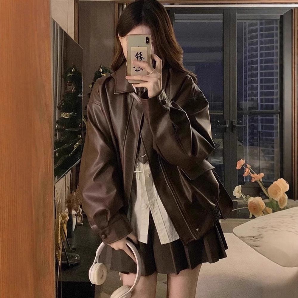 Maillard Women s Retro Brown PU Leather Motorcycle Jacket - Spring/Autumn Windproof Coat 2XL
Maillard Women s Retro Brown PU Leather Motorcycle Jacket - Spring/Autumn Windproof Coat 2XL