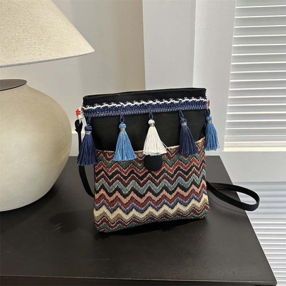 Tassel Ethnic Style Shoulder Bag Stripe Bucket Shape Handbag Embroidery Crossbody Bag Travel зелёный
Tassel Ethnic Style Shoulder Bag Stripe Bucket Shape Handbag Embroidery Crossbody Bag Travel зелёный
