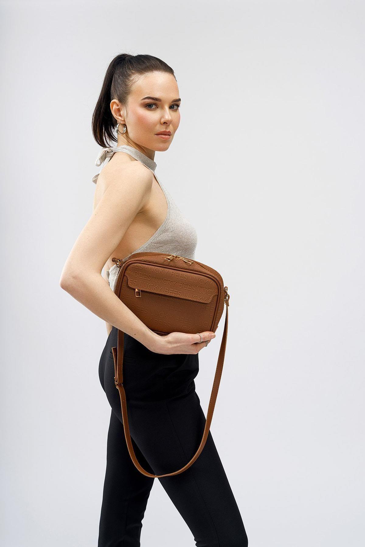 Женская стильная и полезная сумка через плечо Женская сумка через плечо 
Женская стильная и полезная сумка через плечо Женская сумка через плечо