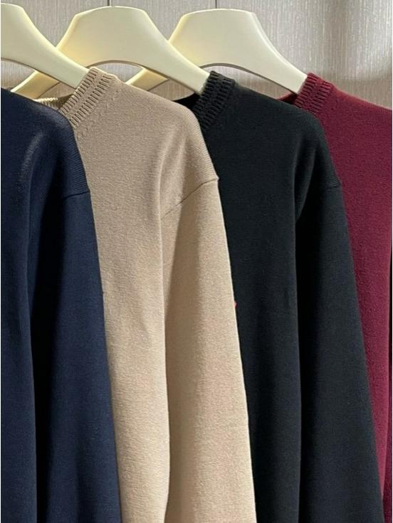 Men s Cotton Knit Sweater with Embroidered Logo L коричневий
Men s Cotton Knit Sweater with Embroidered Logo L коричневий