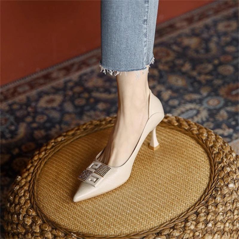 New high heels women s medium stiletto autumn new buckle versatile comfortable pointed shallow mouth single shoes 41
New high heels women s medium stiletto autumn new buckle versatile comfortable pointed shallow mouth single shoes 41