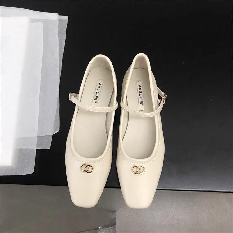 Spring 2025 new French retro Xiaoxiangfeng one-word with flat bottom shallow mouth versatile single shoes Mary Jane women s shoes 40
Spring 2025 new French retro Xiaoxiangfeng one-word with flat bottom shallow mouth versatile single shoes Mary Jane women s shoes 40
