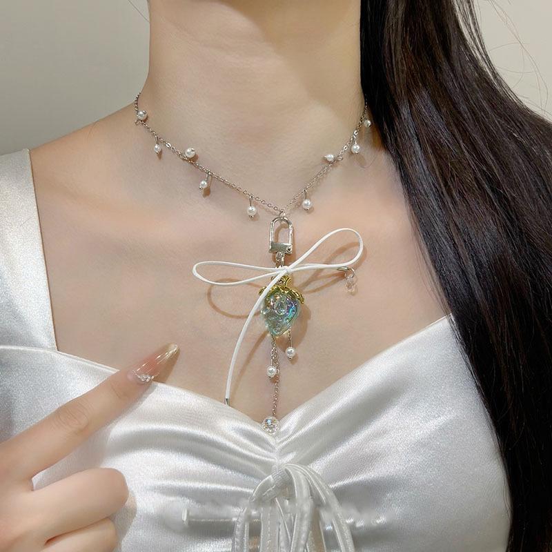 New Sweet Style Pearl Pendant Necklaces for Women Iridescent Strawberry Bow Long Necklaces Unique Cute Daily Wear Jewelry Gifts синій
New Sweet Style Pearl Pendant Necklaces for Women Iridescent Strawberry Bow Long Necklaces Unique Cute Daily Wear Jewelry Gifts синій