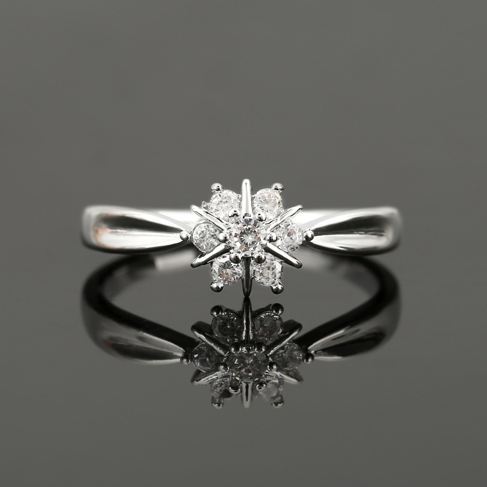 Luxury Floral Diamond Ring For Women Unique Design Elegant Temperament Finger Band Fashion Jewelry Gift no. 6 серебряный
Luxury Floral Diamond Ring For Women Unique Design Elegant Temperament Finger Band Fashion Jewelry Gift no. 6 серебряный