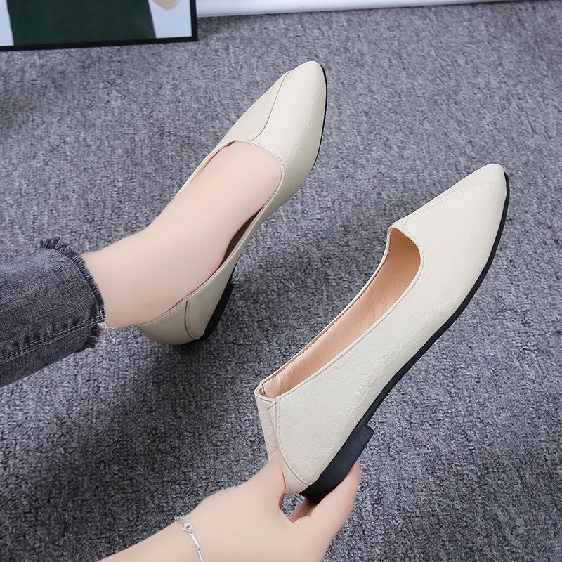 Soft surface two wear flat shoes single shoes black 2025 autumn new shoes versatile professional shoes small leather shoes women s shoes trend 35
Soft surface two wear flat shoes single shoes black 2025 autumn new shoes versatile professional shoes small leather shoes women s shoes trend 35