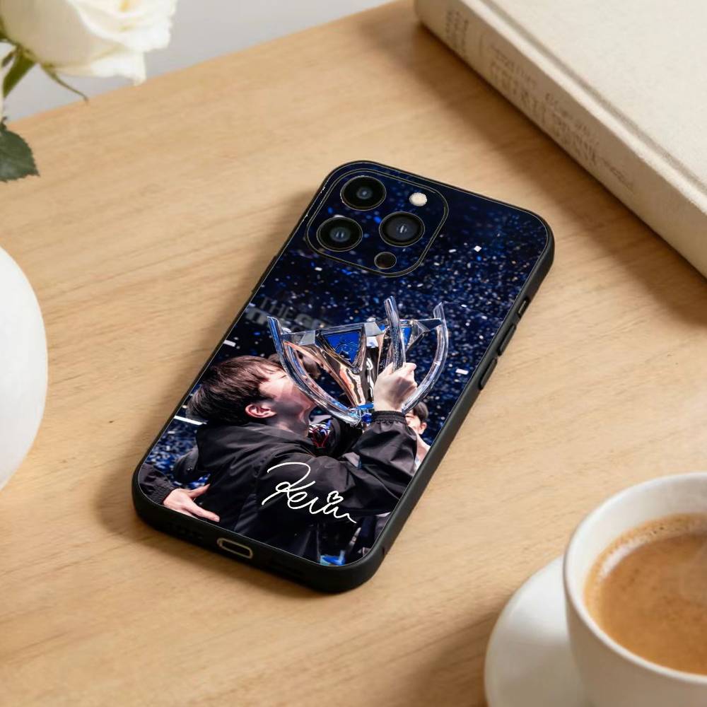 Faker Phone Case For iPhone 16,15,14,13,12,17,Pro Max,Plus Silicone Black Case iPhone16plus
Faker Phone Case For iPhone 16,15,14,13,12,17,Pro Max,Plus Silicone Black Case iPhone16plus