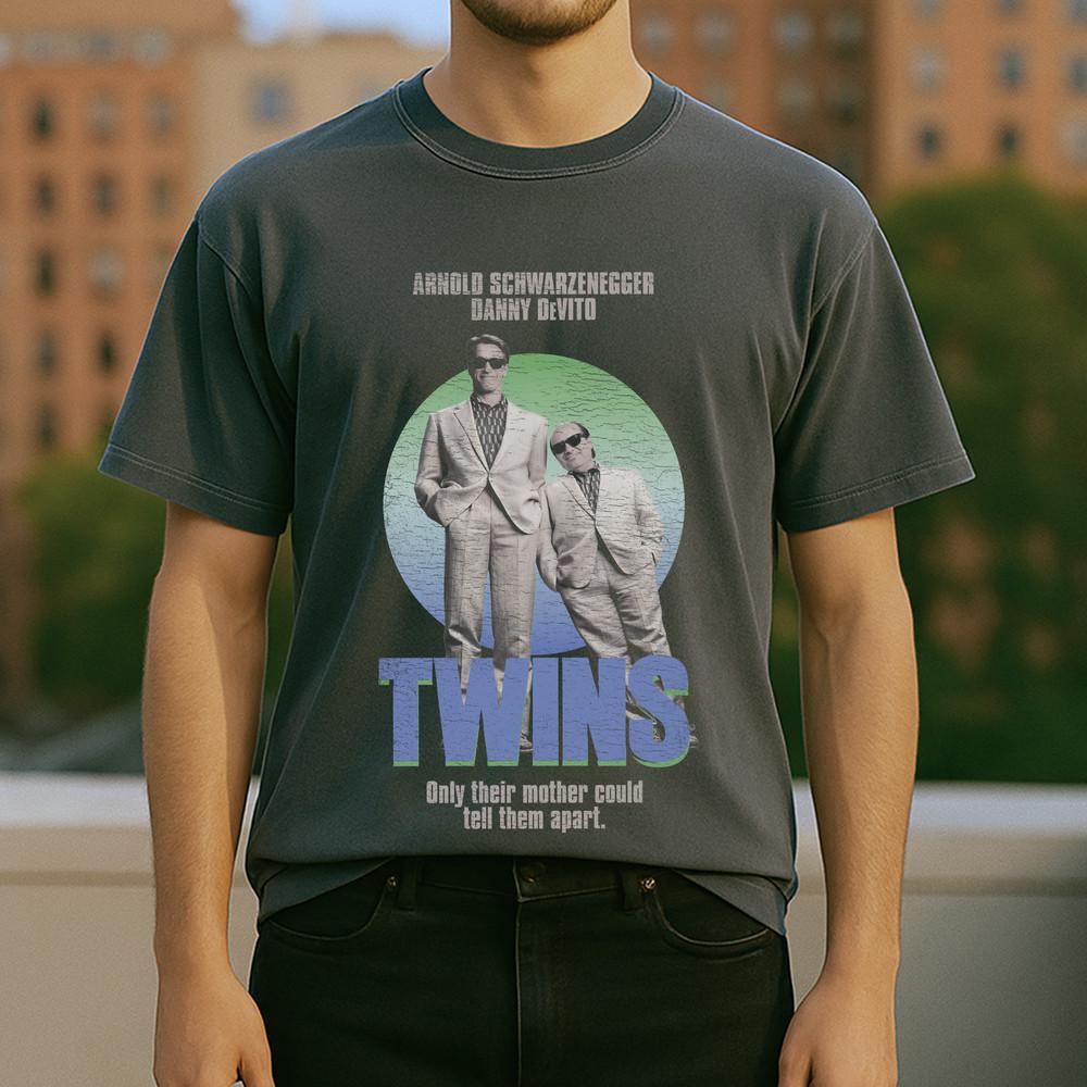 Twins TShirt 80s Comedy Retro Movie Tee Arnold amp; DeVito Fans Gift Idea Unisex T-Shirt XXXL
Twins TShirt 80s Comedy Retro Movie Tee Arnold amp; DeVito Fans Gift Idea Unisex T-Shirt XXXL