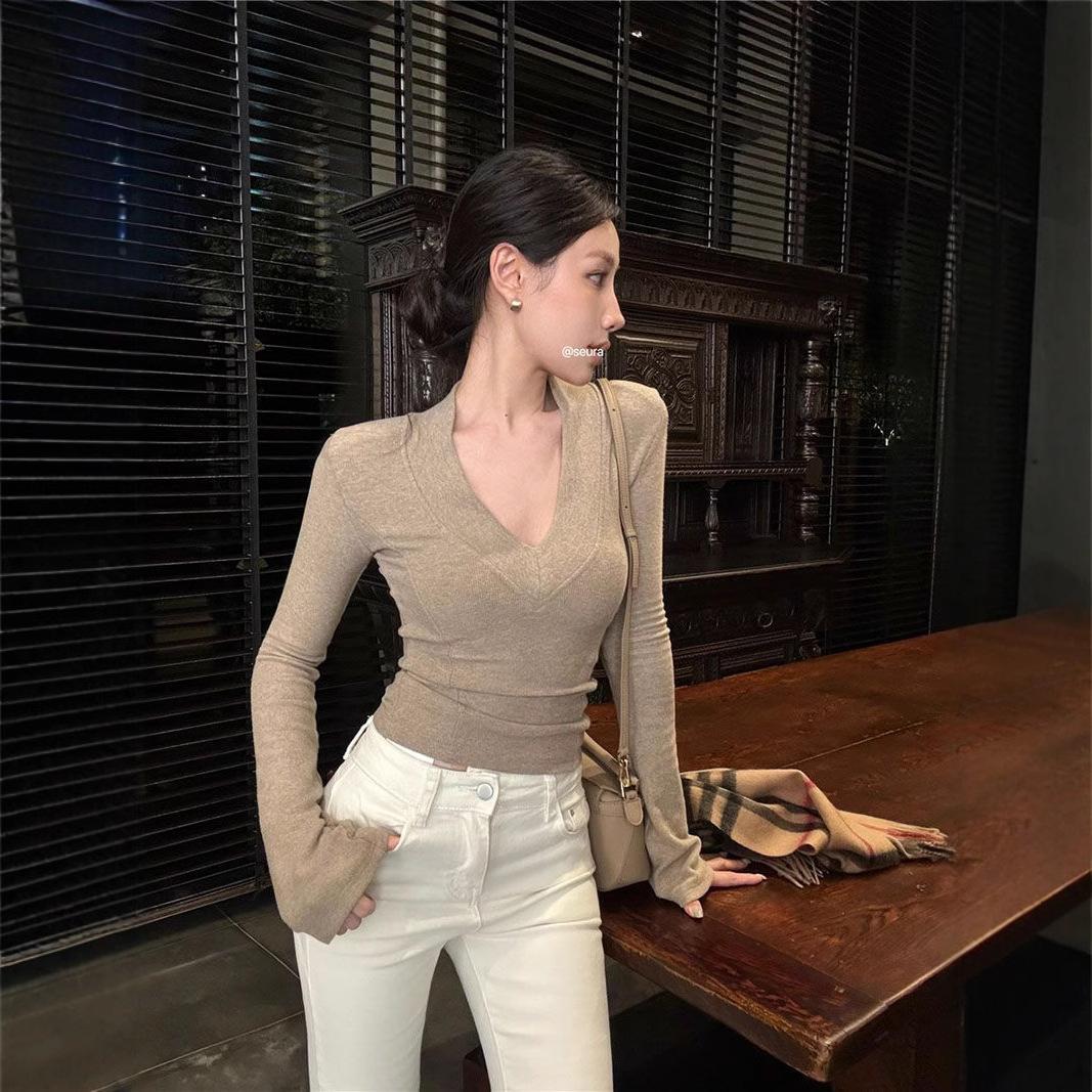 American Spice Girl Style Slim-fitting Versatile V-Neck Long Sleeve T-Shirt Women s Spring and Autumn Inner Pure Desire Style Skinny Bottom Top S хаки
American Spice Girl Style Slim-fitting Versatile V-Neck Long Sleeve T-Shirt Women s Spring and Autumn Inner Pure Desire Style Skinny Bottom Top S хаки