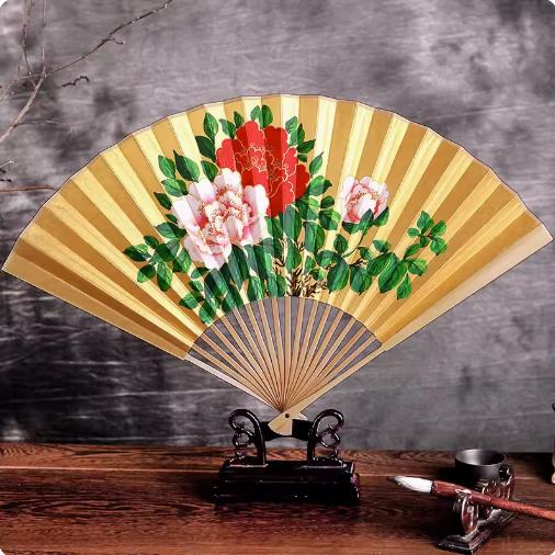 Складной веер из нефрита и бамбука, двухсторонний, расписанный вручную, с изображением пиона, 9,5-дюймовый, грязно-золотой, бумажный веер в китайском стиле, для мужчин
Складной веер из нефрита и бамбука, двухсторонний, расписанный вручную, с изображением пиона, 9,5-дюймовый, грязно-золотой, бумажный веер в китайском стиле, для мужчин
