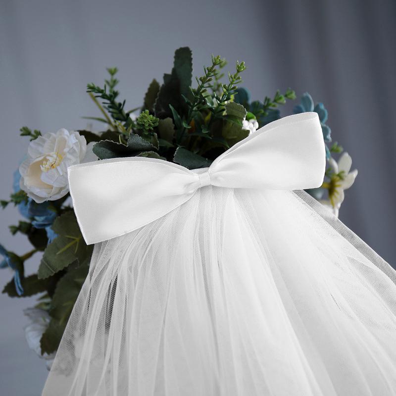 Детская свадебная фата с бантом - Принцессин аксессуар для волос к свадебному платью или наряду 50 cm грязно-белый
Детская свадебная фата с бантом - Принцессин аксессуар для волос к свадебному платью или наряду 50 cm грязно-белый