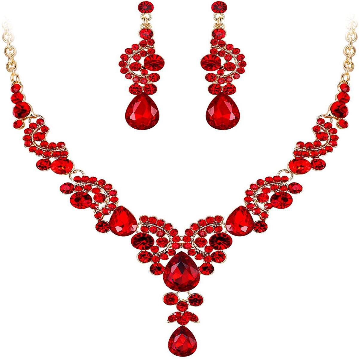 Exaggerated Retro Leaf and Flower Necklace Set for Women - 2-Piece Bridal Wedding Accessories
Exaggerated Retro Leaf and Flower Necklace Set for Women - 2-Piece Bridal Wedding Accessories