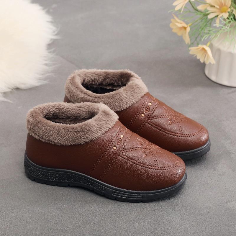Cotton shoes winter velvet warm cotton shoes wear-resistant leather shoes non-slip medium soft-soled short boots 41 коричневий
Cotton shoes winter velvet warm cotton shoes wear-resistant leather shoes non-slip medium soft-soled short boots 41 коричневий