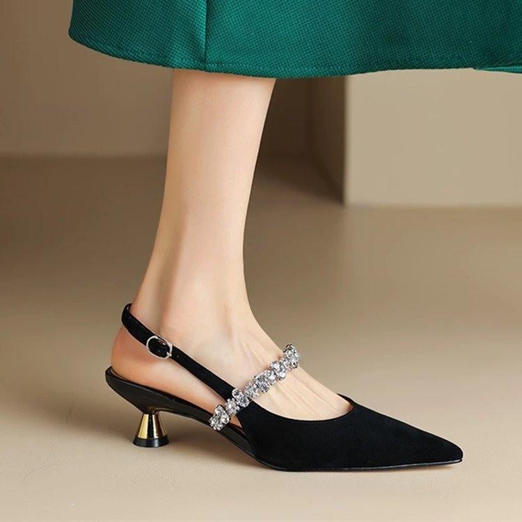 Spring and summer new rhinestone silver pointed back empty Mary Jane single shoes small heel bag head sandals women 39 срібний
Spring and summer new rhinestone silver pointed back empty Mary Jane single shoes small heel bag head sandals women 39 срібний