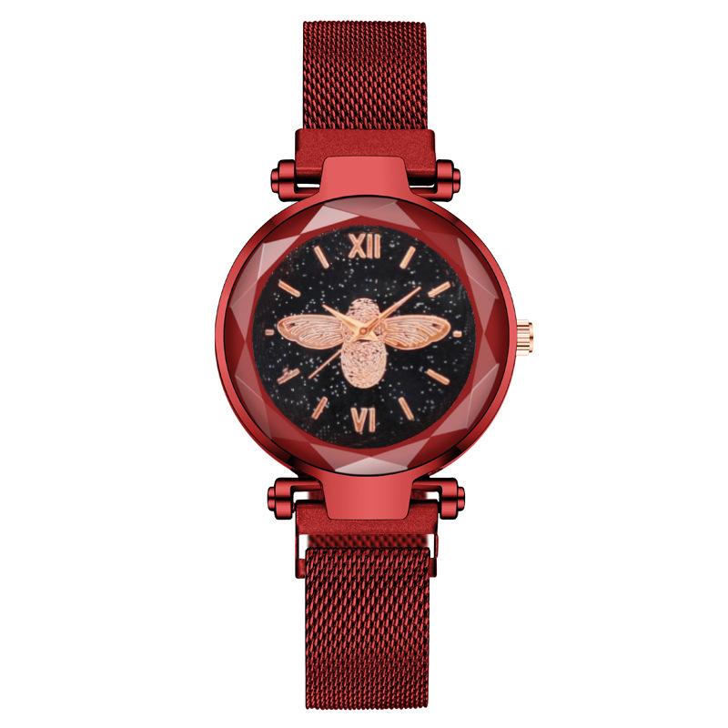 Популярные женские часы с римским узором пчелы женские часы ленивый железный магнит-присоска кварцевые часы магнит красный
Популярные женские часы с римским узором пчелы женские часы ленивый железный магнит-присоска кварцевые часы магнит красный
