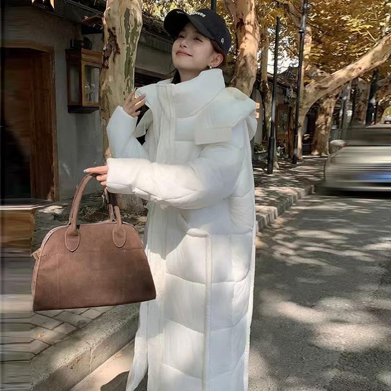 Long big quilt down jacket women s 2025 winter thickened fashion hooded over knee warm white duck down couple jacket M білий
Long big quilt down jacket women s 2025 winter thickened fashion hooded over knee warm white duck down couple jacket M білий