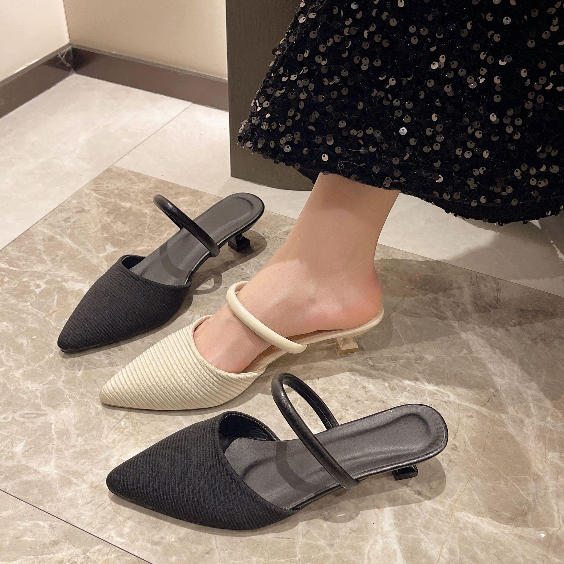 Half slippers outer wear 2025 Korean version sandals women s summer large size new pointed head bag head low heel medium heel thick heel cool slippers 35
Half slippers outer wear 2025 Korean version sandals women s summer large size new pointed head bag head low heel medium heel thick heel cool slippers 35