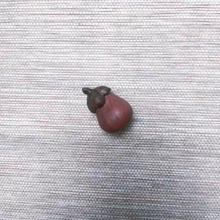 Golden sandalwood Carved loquat Grape Fruit creativity Home decoration Desktop Chinese Wood Carving Wood Statue Wood Figurine Wood Sculpture
Golden sandalwood Carved loquat Grape Fruit creativity Home decoration Desktop Chinese Wood Carving Wood Statue Wood Figurine Wood Sculpture