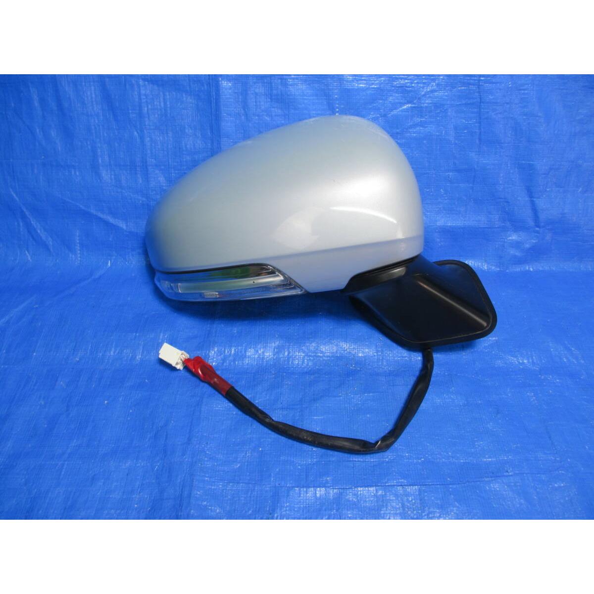 Tube 1387-3 Early 2011 Toyota Prius ZVW30 Genuine Right Door Mirror Side Mirror Light Blue 8V0 7 Main Lines Operation OK
Tube 1387-3 Early 2011 Toyota Prius ZVW30 Genuine Right Door Mirror Side Mirror Light Blue 8V0 7 Main Lines Operation OK