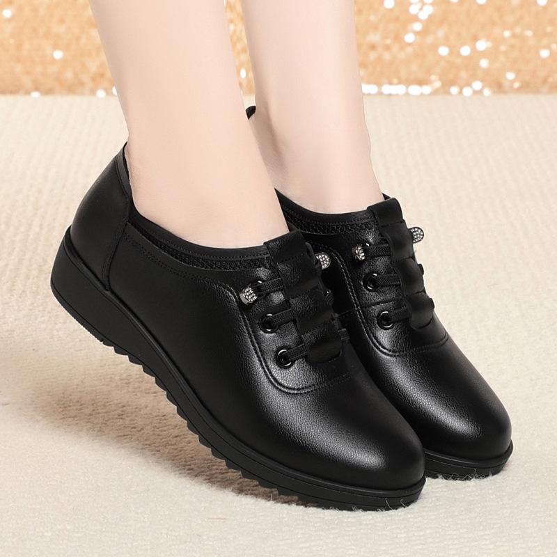 Medium slope heel comfortable solid color small leather shoes women s soft sole women s single shoes one pedal 2 autumn new mother shoes 41
Medium slope heel comfortable solid color small leather shoes women s soft sole women s single shoes one pedal 2 autumn new mother shoes 41