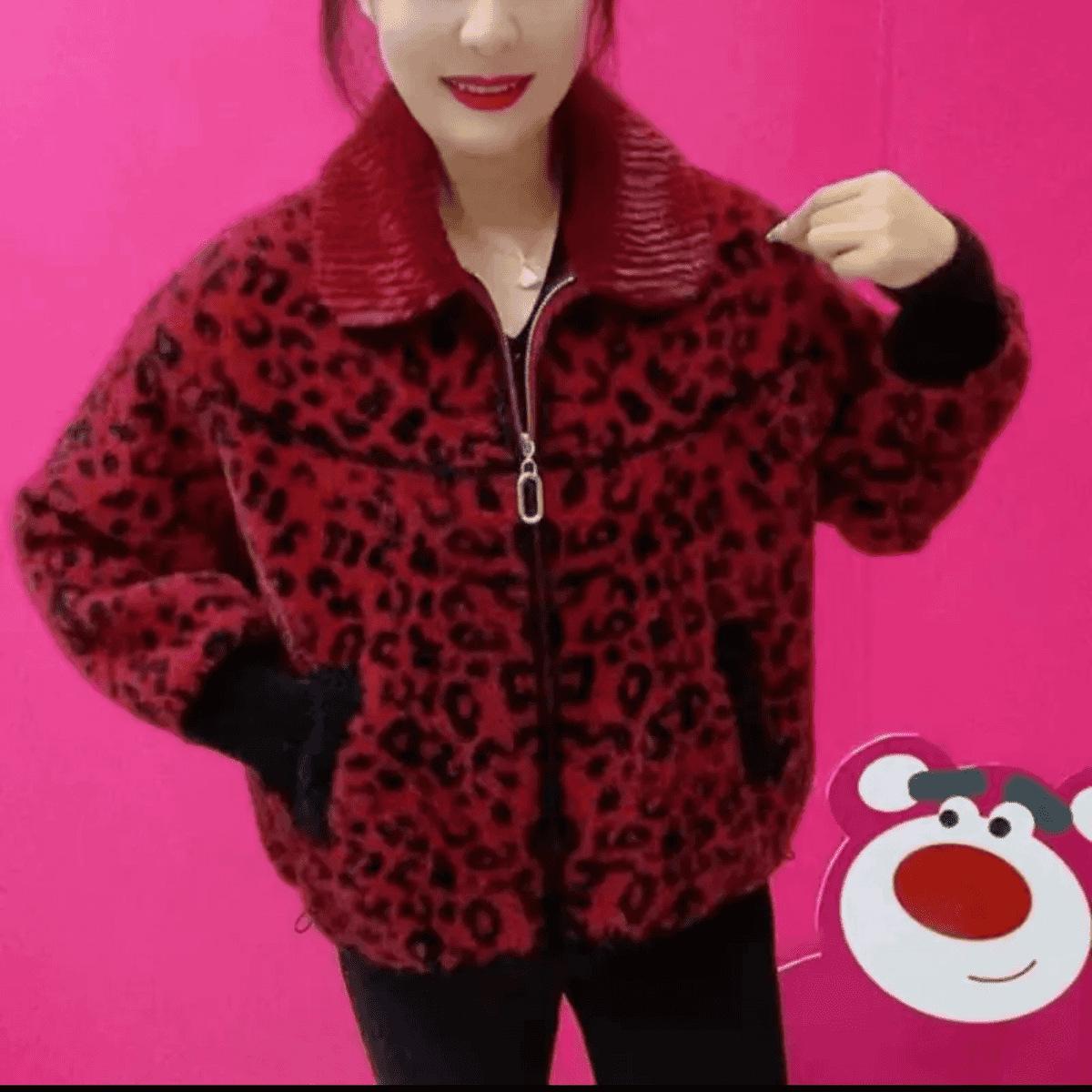 Elegant Middle-Aged Women s Thick Lapel Cardigan - Winter Fashion Outerwear 3XL (140-160 jin) червоний
Elegant Middle-Aged Women s Thick Lapel Cardigan - Winter Fashion Outerwear 3XL (140-160 jin) червоний