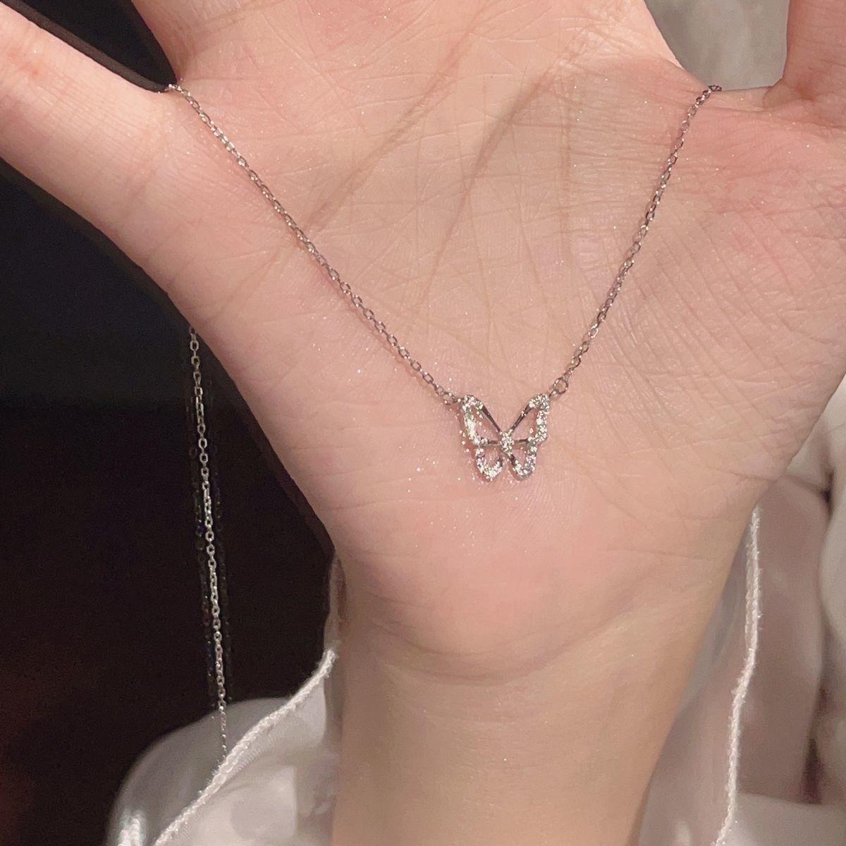 Ожерелье с безопасной застежкой, шестикомпонентная цепочка для ключиц, бабочка, любовь, ниша, премиальный, новый дизайн, студенческий
Ожерелье с безопасной застежкой, шестикомпонентная цепочка для ключиц, бабочка, любовь, ниша, премиальный, новый дизайн, студенческий