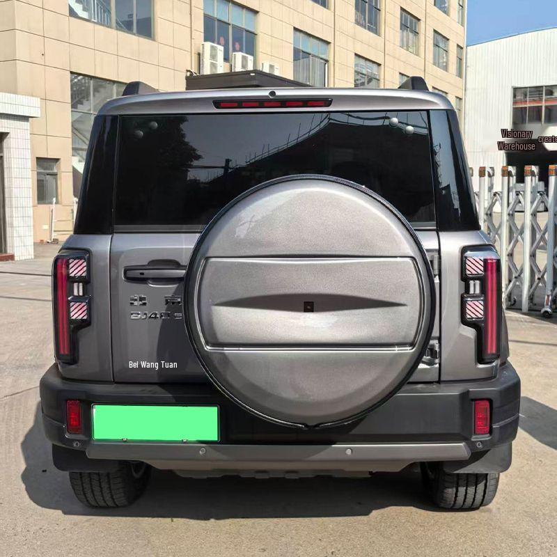 New BJ40 Extended Range Spare Tire Cover with Hidden Screw Installation - Thickened Protective Cover for BJ40E Extended Range Edition
New BJ40 Extended Range Spare Tire Cover with Hidden Screw Installation - Thickened Protective Cover for BJ40E Extended Range Edition