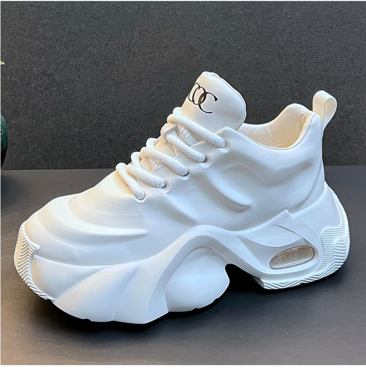 Новые мужские повседневные кроссовки на толстой подошве, увеличивающие рост, дышащие, с мягкой подошвой, спортивные кроссовки для бега Zapatillas Deportivas 42
Новые мужские повседневные кроссовки на толстой подошве, увеличивающие рост, дышащие, с мягкой подошвой, спортивные кроссовки для бега Zapatillas Deportivas 42