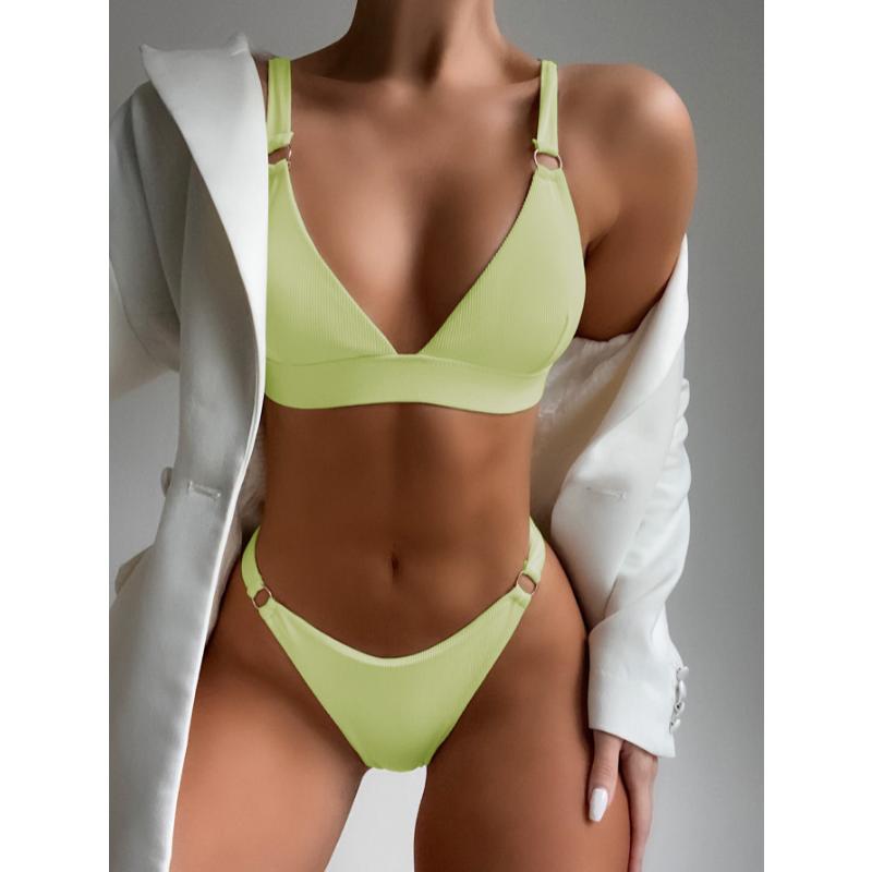 Women s Ribbed Triangle Bikini Set Adjustable Strap Backless Metal Ring Sexy Two Piece Summer Beach Vacation Bathing Suit Swimwear XL світло-зелений колір
Women s Ribbed Triangle Bikini Set Adjustable Strap Backless Metal Ring Sexy Two Piece Summer Beach Vacation Bathing Suit Swimwear XL світло-зелений колір