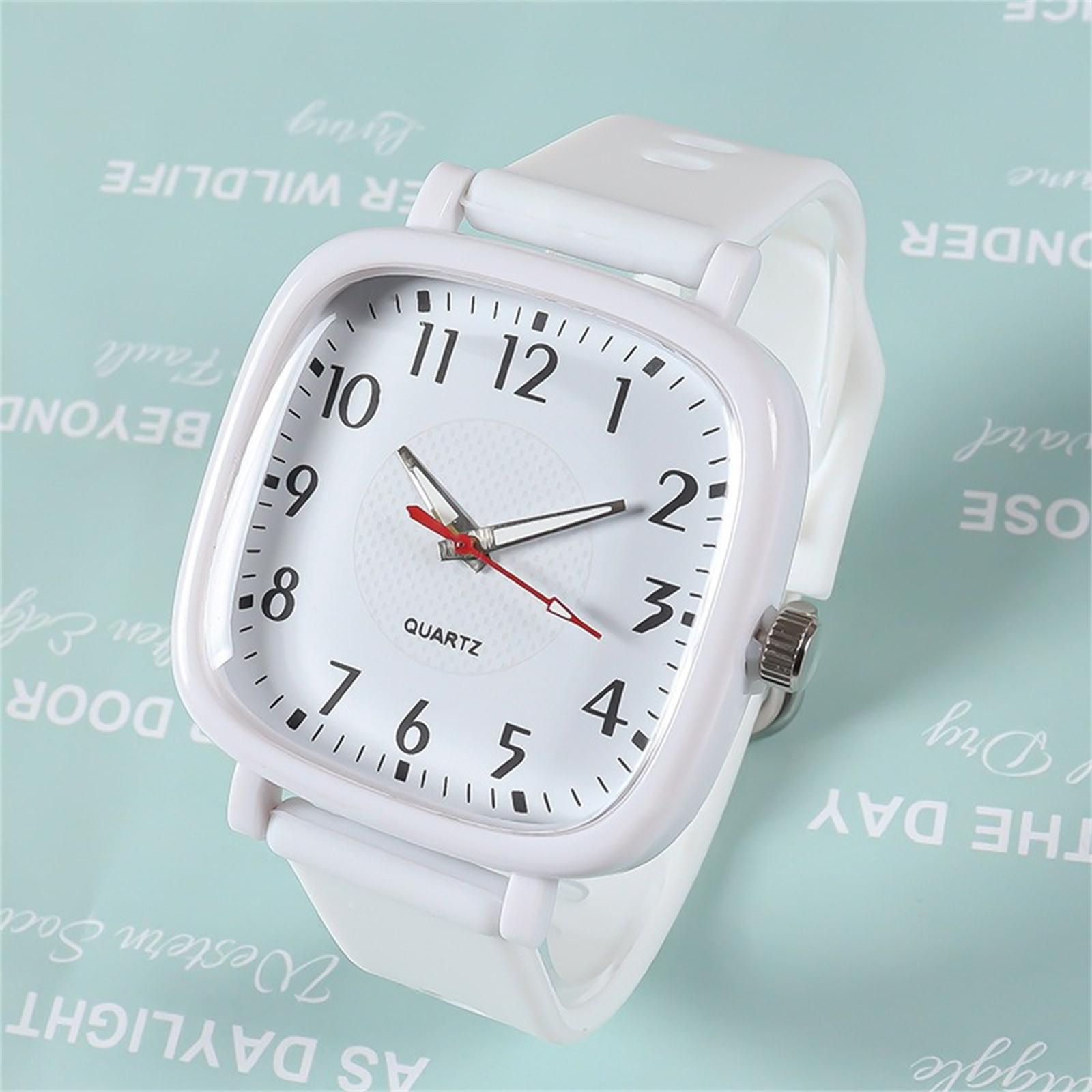 Мужские водонепроницаемые светящиеся наручные часы-будильник для бега One Size белый
Мужские водонепроницаемые светящиеся наручные часы-будильник для бега One Size белый