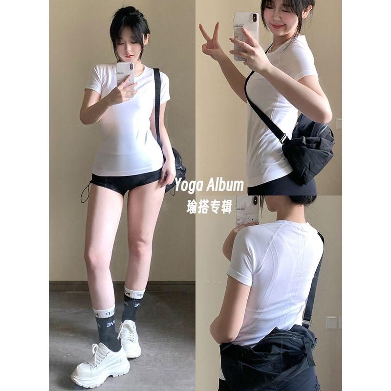 High Elastic Yoga Clothes Women s Short Sleeve Spring/Summer Seamless Quick-Drying T-shirt Breathable Slim fit Running Fitness Outdoor Training -------- Single item-------- M
High Elastic Yoga Clothes Women s Short Sleeve Spring/Summer Seamless Quick-Drying T-shirt Breathable Slim fit Running Fitness Outdoor Training -------- Single item-------- M