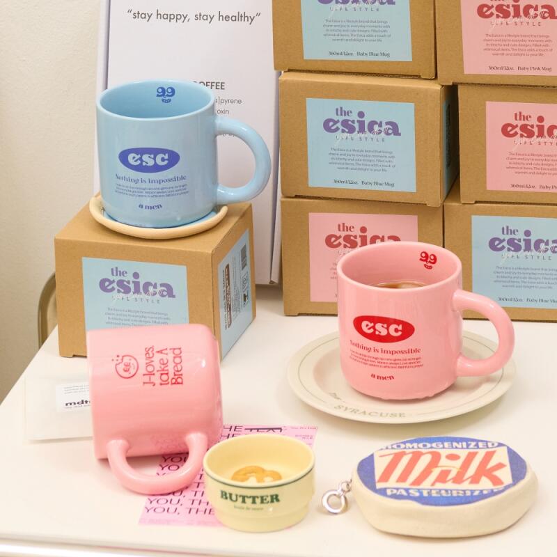 Esika ESC Lettering Mug Cafe Ceramic Mug Line baby blue
Esika ESC Lettering Mug Cafe Ceramic Mug Line baby blue