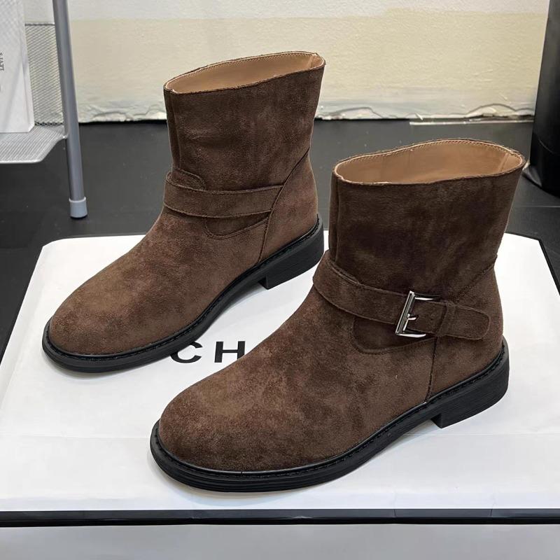 Fashion Fashionable and high-quality Womens Autumn New Suede Short Boots 2025 Shallow Mouth Comfortable Women s Boots 35 кофейный
Fashion Fashionable and high-quality Womens Autumn New Suede Short Boots 2025 Shallow Mouth Comfortable Women s Boots 35 кофейный