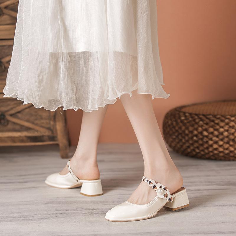 One foot on casual soft leather shoes, summer wear, pretty girls, smooth women s shoes, high thick heels, bag head, cool slippers, new shoes, women 34 абрикосовый
One foot on casual soft leather shoes, summer wear, pretty girls, smooth women s shoes, high thick heels, bag head, cool slippers, new shoes, women 34 абрикосовый