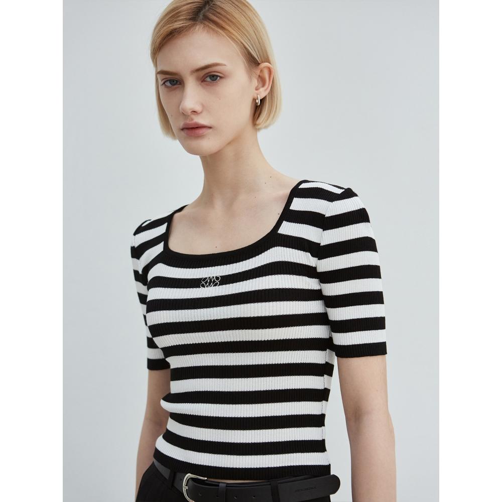 NICKNICOLE NICOLE STRIPE SHORT SQUARE KNITVINTAGE BLACK
NICKNICOLE NICOLE STRIPE SHORT SQUARE KNITVINTAGE BLACK