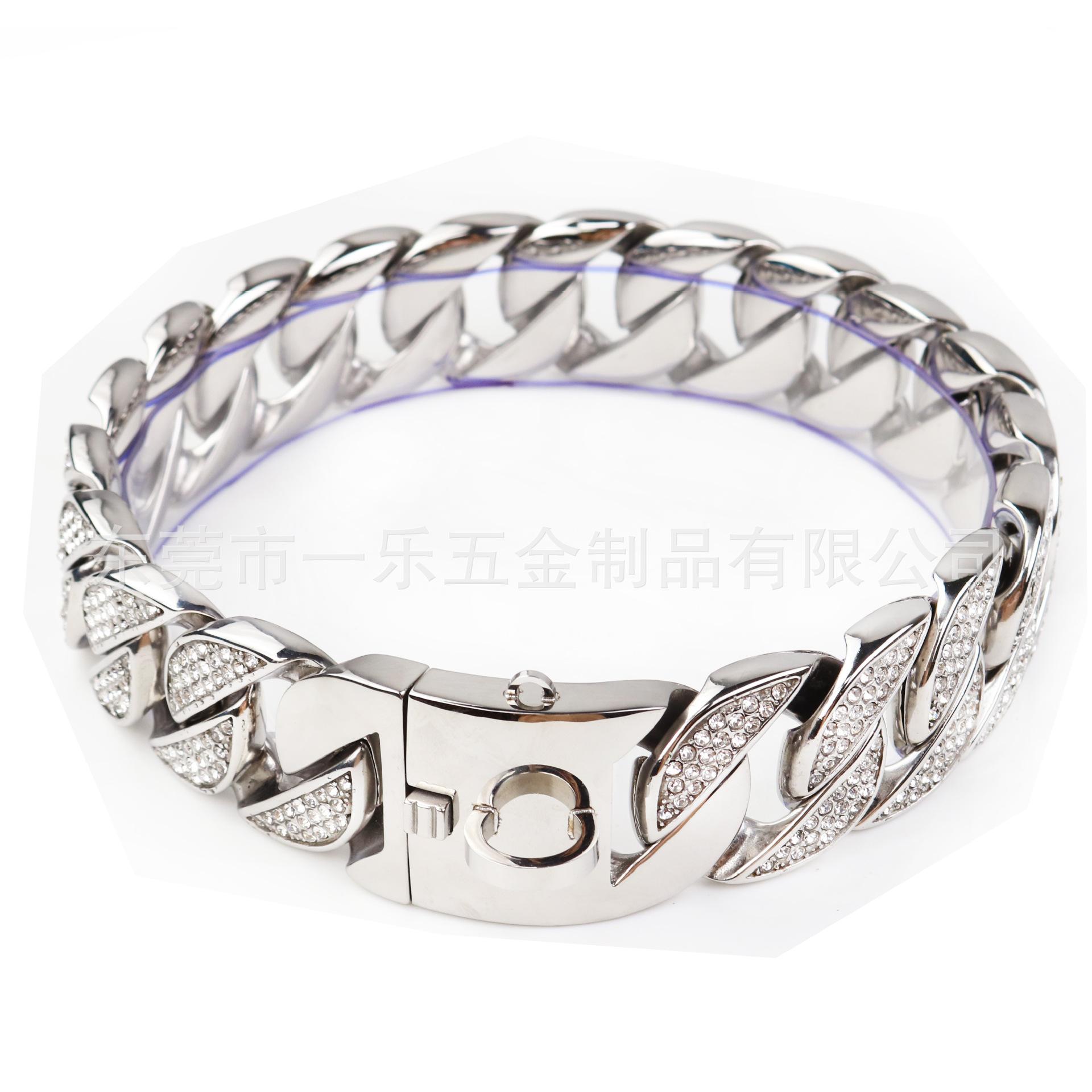 32 мм Нержавеющая сталь Товары для питомцев Ошейник для собаки Булли Собачьи бои Ошейник для собаки Булли Дубин Кубинская цепь Хип-хоп Кольцо на шею 32mm*30cm
32 мм Нержавеющая сталь Товары для питомцев Ошейник для собаки Булли Собачьи бои Ошейник для собаки Булли Дубин Кубинская цепь Хип-хоп Кольцо на шею 32mm*30cm