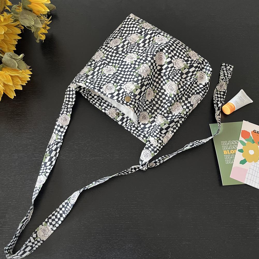 Vintage Flower Plaid Women s Shoulder Bags Casual Thin Cloth Female Crossbody Bag Big Capacity College Girls Book Tote Handbags чорний
Vintage Flower Plaid Women s Shoulder Bags Casual Thin Cloth Female Crossbody Bag Big Capacity College Girls Book Tote Handbags чорний