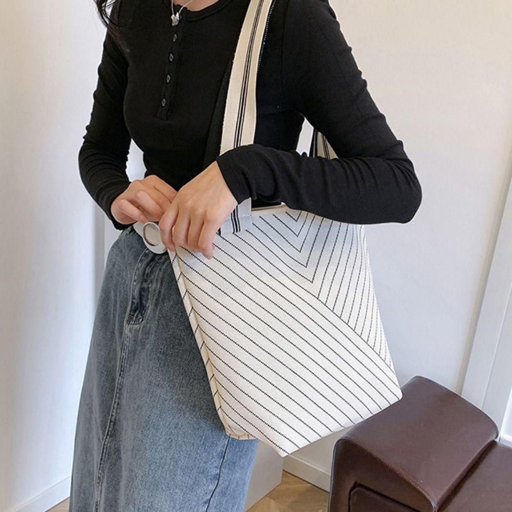 Shopping Bag Geometric Shoulder Bag Large Capacity Casual Shoulder Bag Streetwear Style A
Shopping Bag Geometric Shoulder Bag Large Capacity Casual Shoulder Bag Streetwear Style A