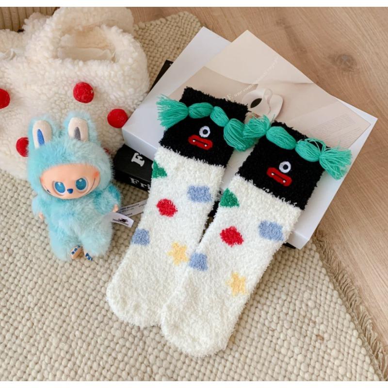 Coral Fleece Socks, Women s Embroidered Funny Clown Socks, Winter Warmth, Mid-calf Non-shedding, Half-fleece Floor Sleeping Socks 1 pair
Coral Fleece Socks, Women s Embroidered Funny Clown Socks, Winter Warmth, Mid-calf Non-shedding, Half-fleece Floor Sleeping Socks 1 pair